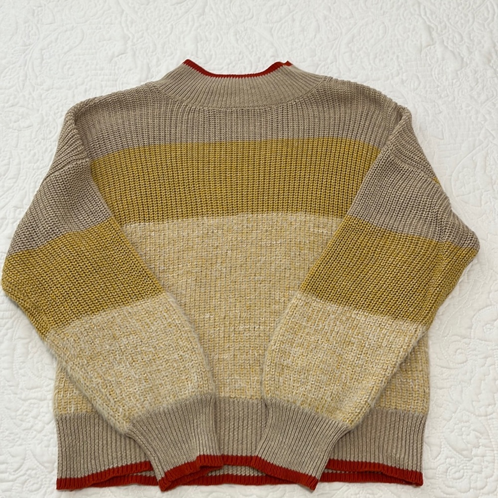 Veryj Small Sweater